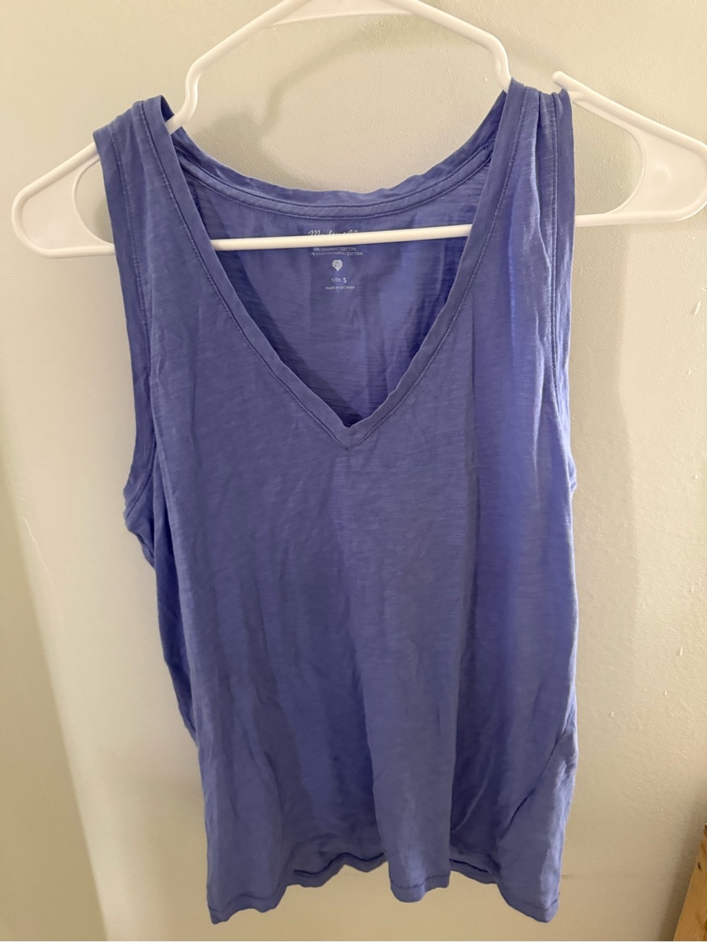 Women's V-Neck Sleeveless Tank Top - purple